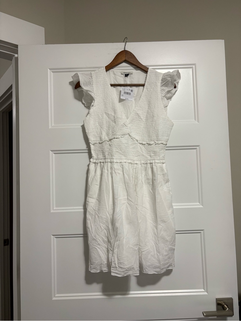 American Eagle Outfitters White V‑Neck Smocked Waist Dress Nwt Sz medium